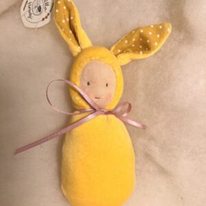 Kanindocka mörkgul 14 cm